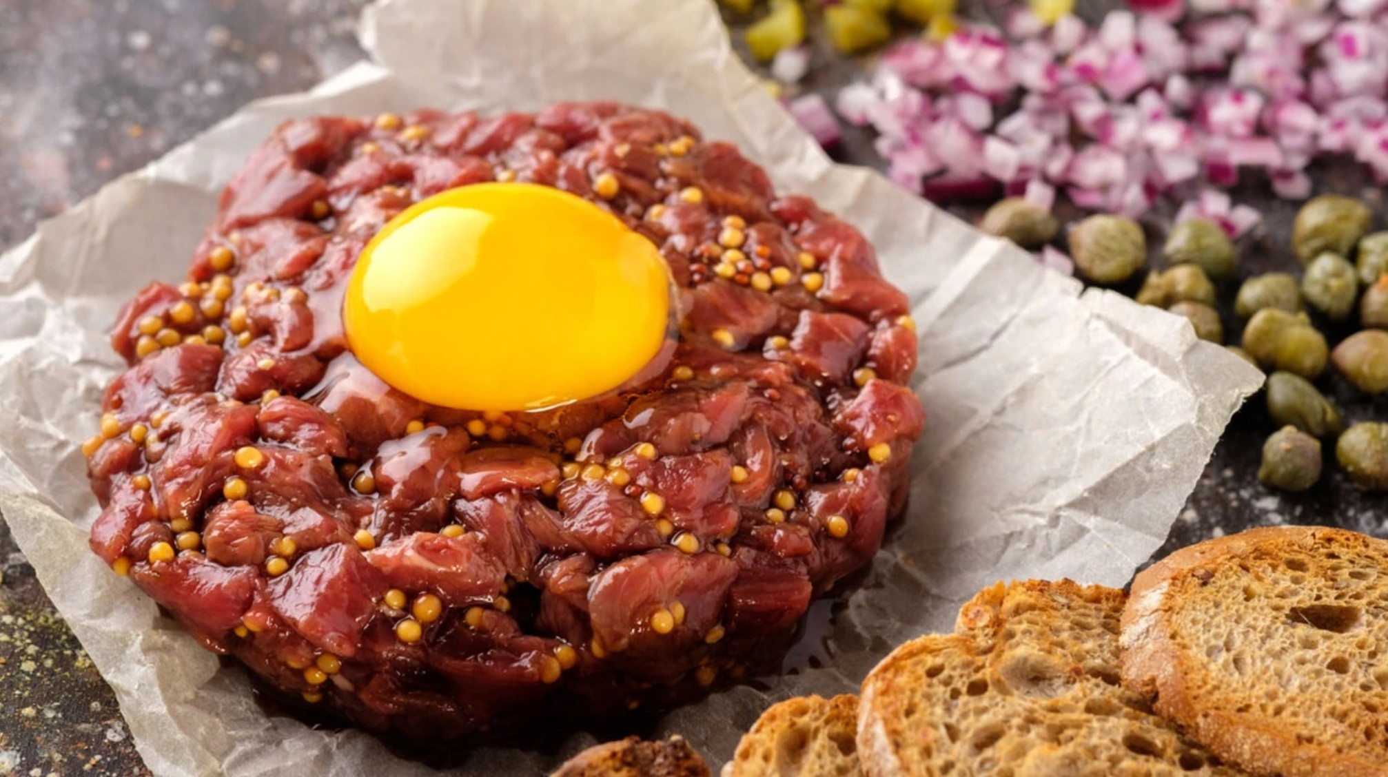 Hogyan Spórolj Időt a tatár beefsteak Készítésekor